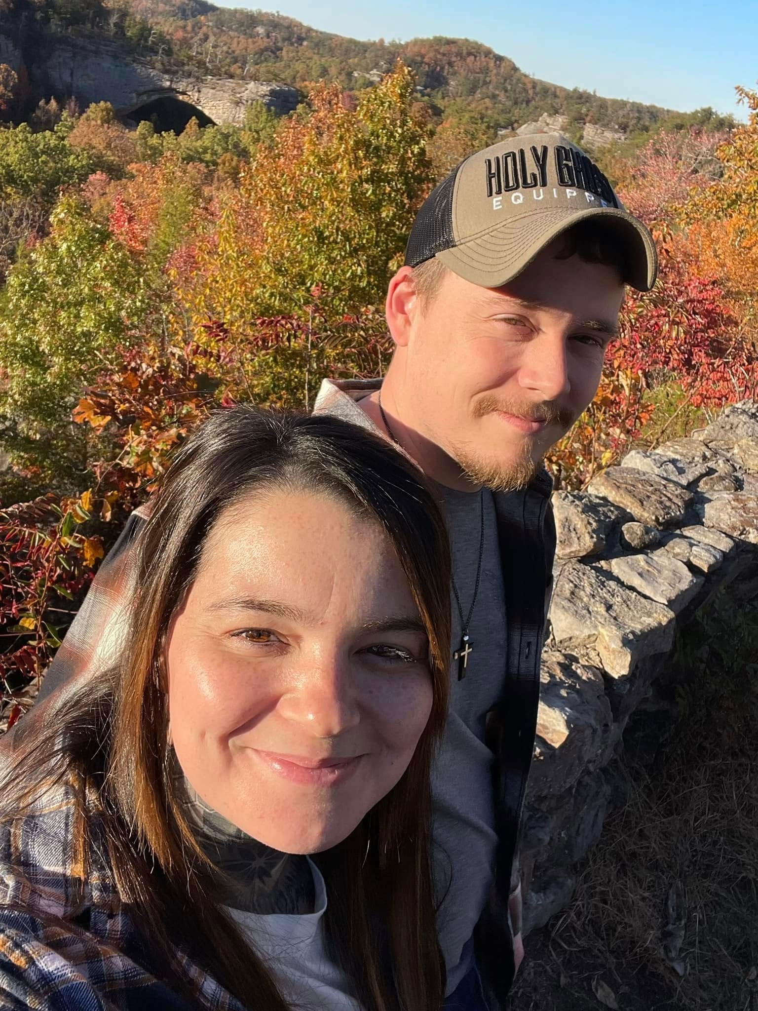 Amanda a Kyle Fosterovci. 
