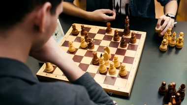 czy nauka gry w szachy jest zwolniona z vat? ważny wyrok nsa