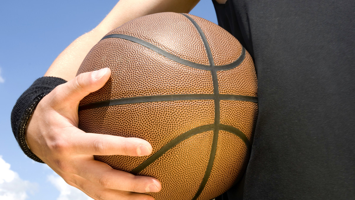 Turniej ZELMER 3x3 QUEST już 25 i 26 lipca zawita do Szczecina. Mecze będą się odbywać na parkingu Centrum Handlowego Kaskada. Chcesz zagrać w wielkim finale cyklu w Łodzi i dostać szansę na zaprezentowanie się podczas FIBA 3x3 World Tour Masters w Lozannie? Nie może Ciebie zabraknąć w Szczecinie!