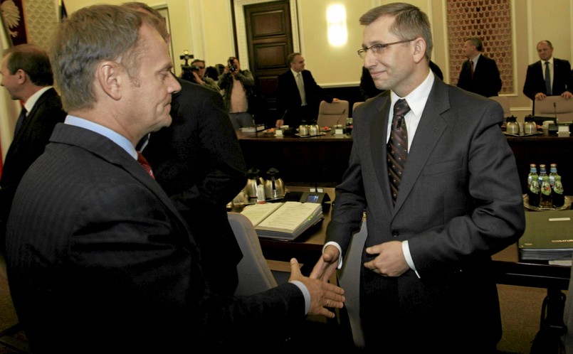 Ci, którzy dobrze go znają, wypowiadają się o nim w samych superlatywach: pracowity, kompetentny, sumienny, potrafi się zachować, wzór politycznych cnót, typ prymusa. - Obserwowałem Krzysztofa Kwiatkowskiego od czasów, kiedy jako bardzo młody człowiek angażował się zawsze po takiej fajnej stronie. Nie miałem nigdy żadnej wątpliwości, że ma wyjątkowo czyste serce i jasny umysł – chwalił go swego czasu w mediach Donald Tusk i rekomendował na szefa NIK. Wielu uważało, że był jedną z największych nadziei Platformy. Niektórzy upatrywali w nim kandydata na premiera albo prezydenta.