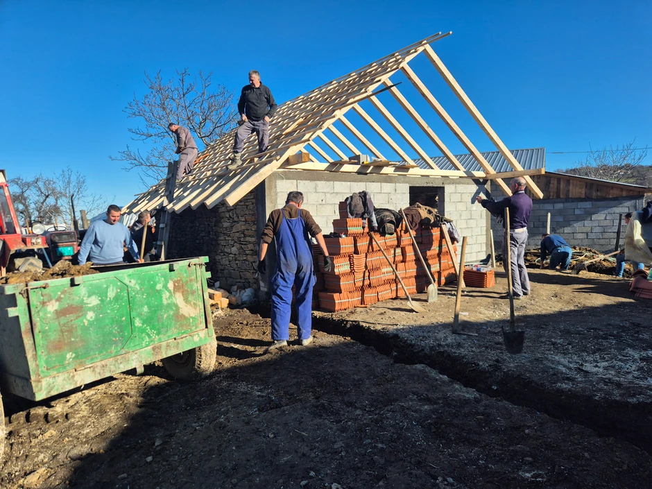 Obnova štale kod Zdravkovića Foto-privatna arhiva