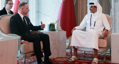 Tak emir Kataru przyjął prezydenta Dudę. Wygląda to dość dziwnie