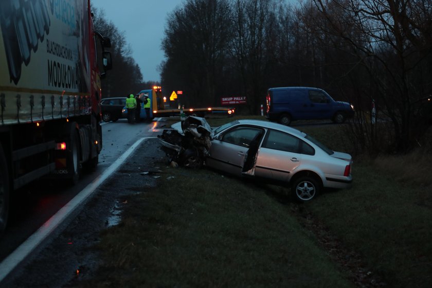 Groźny wypadek na "trasie śmierci" pod Zieloną Górą