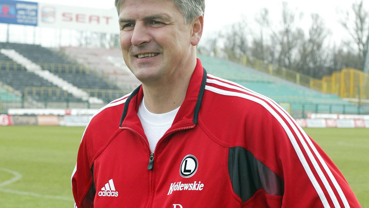 Dariusz Wdowczyk został trenerem Pogoni Szczecin, zastępując zwolnionego we wtorek Artura Skowronka. Kontrakt podpisze do końca czerwca 2014 - poinformował "Przegląd Sportowy".