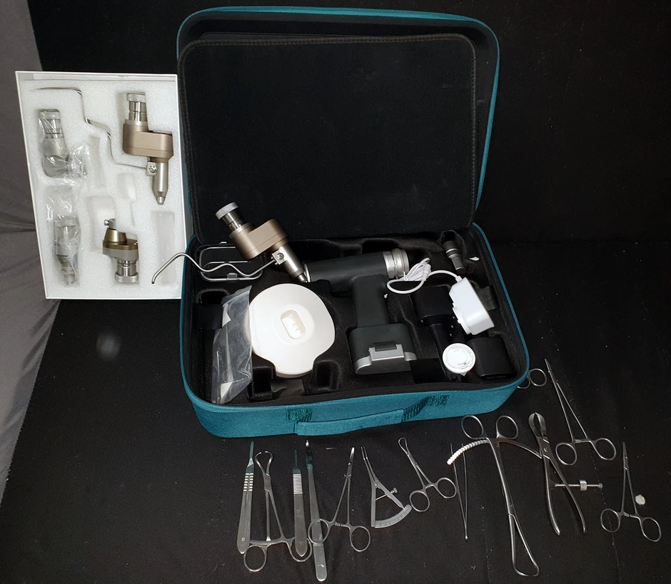 Zaplenjena oprema za veterinare