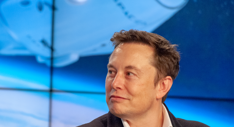 A Tesla investor explains the final straw that made him sell his entire ...