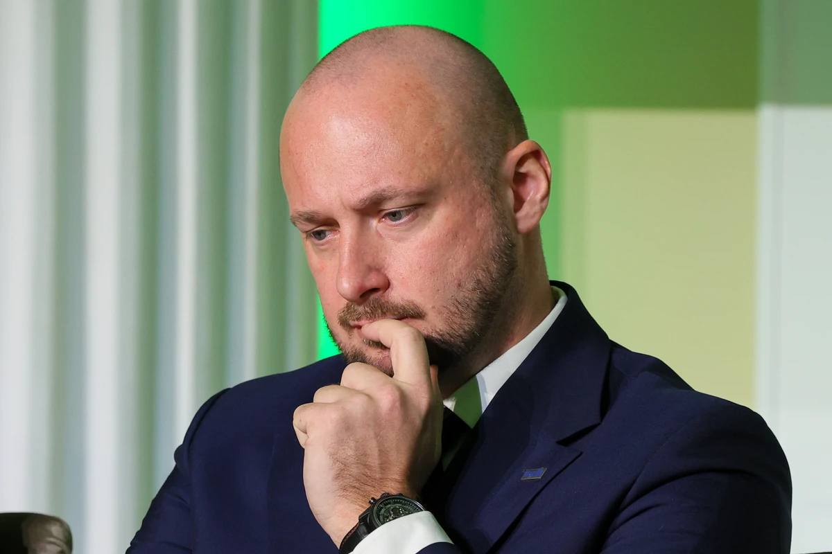 Jacek Siewiera podał się do dymisji. Podano powód