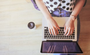 Zoom: Platforma do wideoczatów to kolejne problematyczne dziecko branży technologicznej