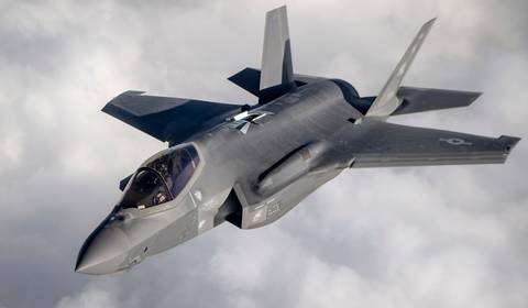 Amerykanie eksperymentują z myśliwcem F-35. Chcą stworzyć "Franken-ptaka"