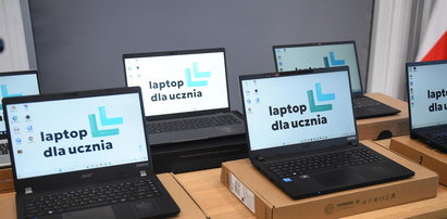 Kiedy dzieci dostaną laptopy w szkołach? Odpowiedź jest krótka