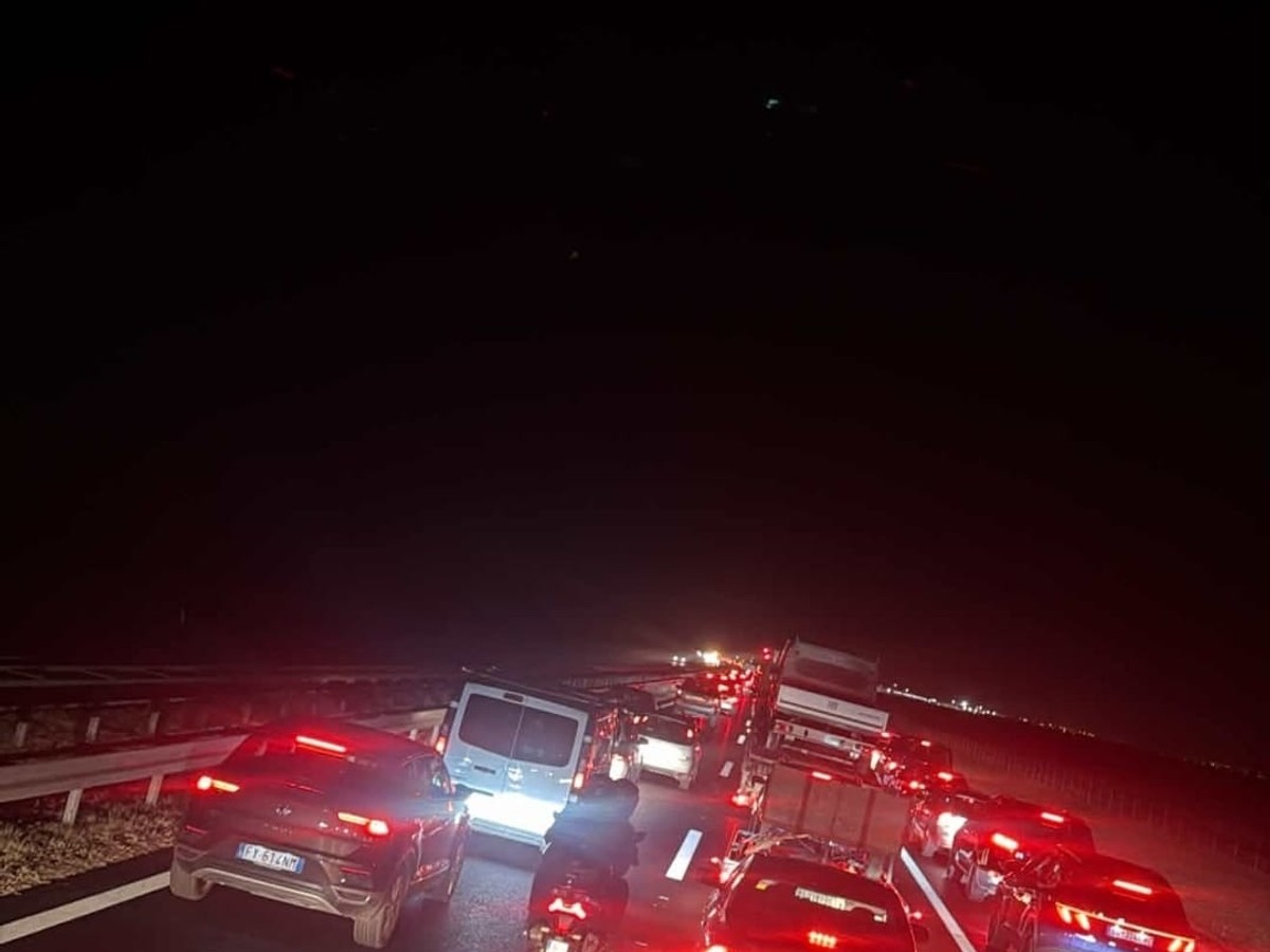 Haos na auto-putu ka Beogradu, gužve ogromne; teška nesreća kod Gorjana