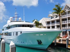 Z kamerą u największego producenta jachtów żaglowych w Polsce