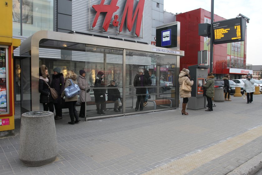 Ogrzewany przystanek autobusowy przy Metrze Stokłosy – koszt 76 tys. zł