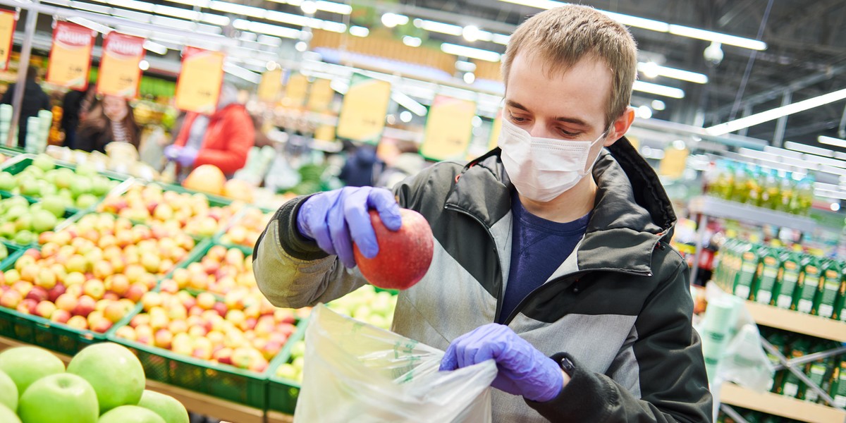 Władze chcą, by łatwiej można było egzekwować nakaz noszenia maseczek