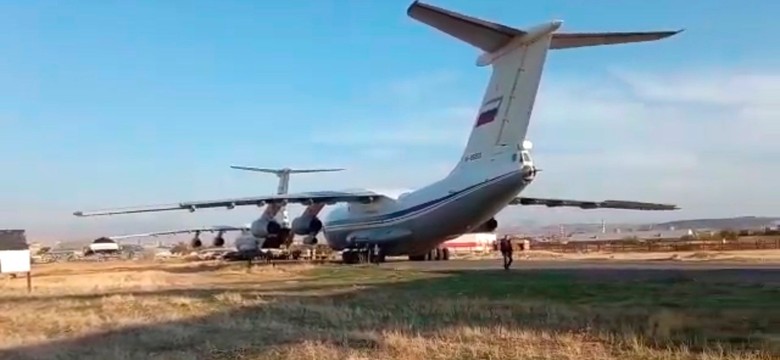Rosyjskie siły pokojowe są już w Górskim Karabachu