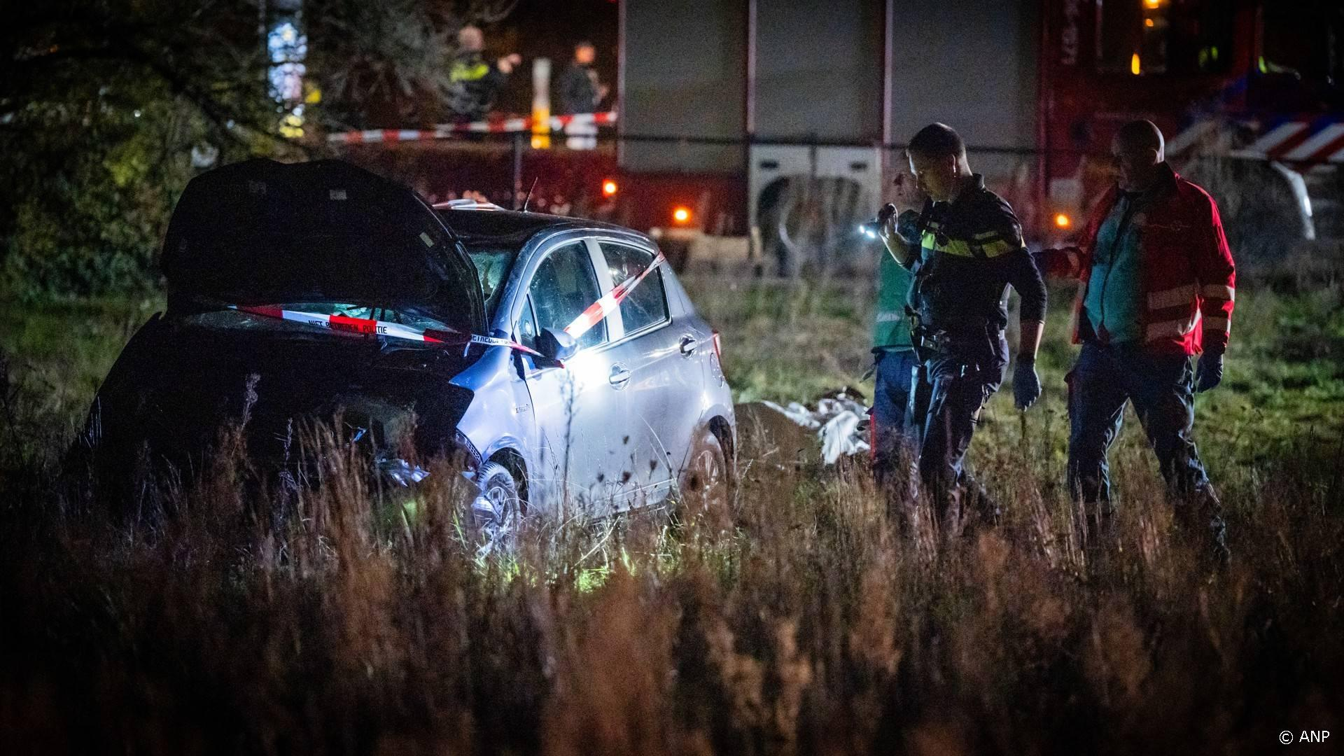 Auto rijdt in op menigte bij Lichtjestour Nunspeet: 10 gewonden