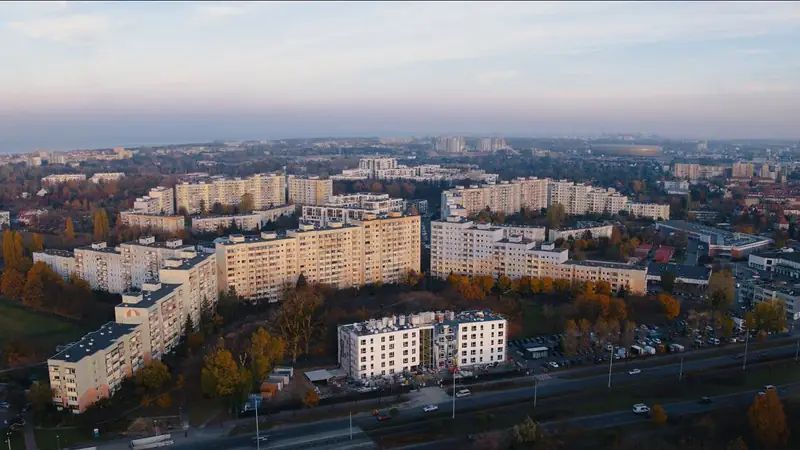 Budynek położony jest w dzielnicy Zaspa