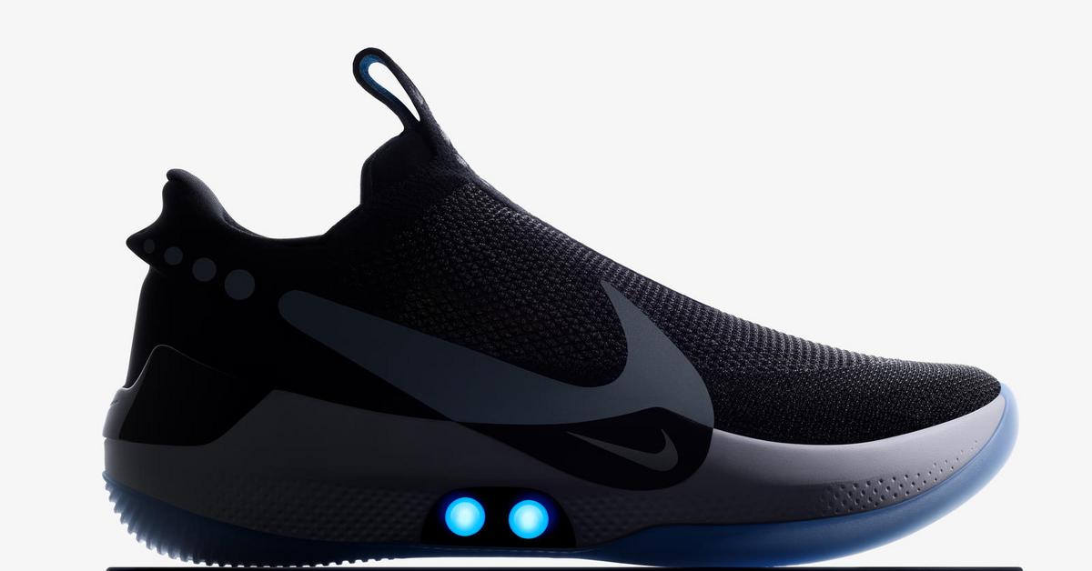 Nike stworzyło inteligentne buty. Można je zasznurować za pomocą aplikacji  - Forsal.pl