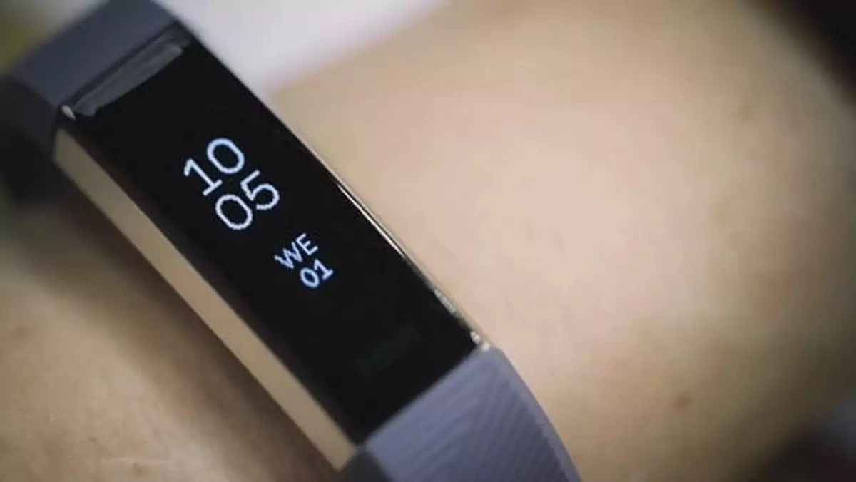 Fitbit Alta HR – opaska z monitorem tętna oraz baterią wytrzymująca do pięciu dni