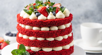 To biało-czerwone ciasto pochodzi z Ameryki. Łatwo je zrobić, a wygląda bajecznie