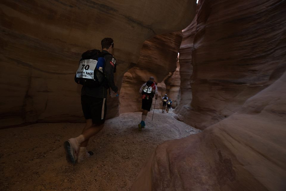 Ultramaraton 4 Deserts - 4 Pustynie - zdjęcia z pierwszego etapu na Wadi Rum w Jordanii 