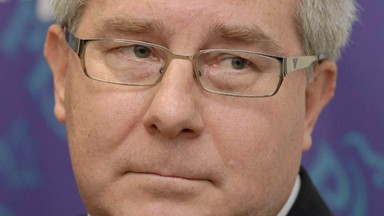 Czarnecki: Egzorcyzmy motywowane patriotyzmem. Olejnik: Chyba obłędem