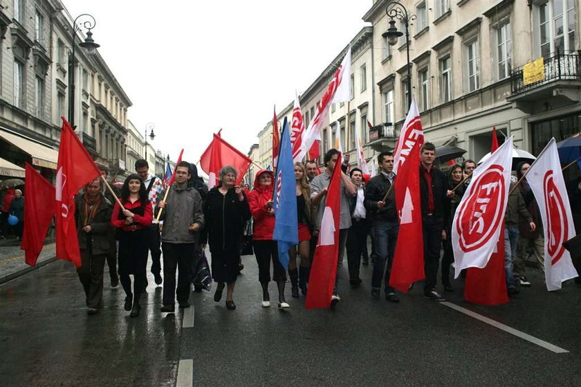 Nie będzie pochodu pierwszomajowego w Warszawie