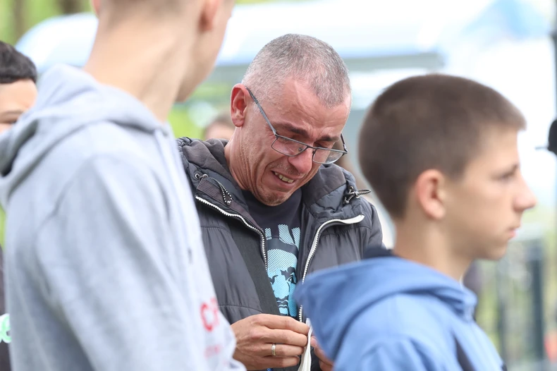 Potresne scene kod spomenika 