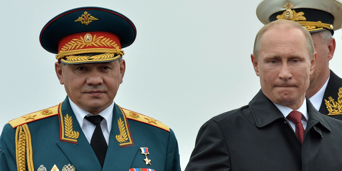 Szef rosyjskiej obrony Siergiej Szojgu i Władimir Putin. 