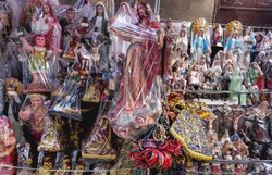 Wiara czyni kupca. Coś, co się dobrze sprzedaje, nie obraża uczuć religijnych