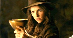 Anna Kendrick nową wersją Indiany Jones