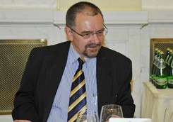 Prof. Dębski opisał dziecko, które 'uratował' prof. Chazan. Stacja nie zdecydowała się pokazać zdjęć