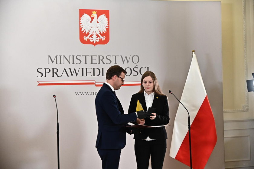 Zuzanna Wiewiórka, działaczka antyaborcyjna, otrzymała medal Ministra Sprawiedliwości