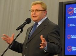 "Kaczyński i Napieralski są sfrustrowani"