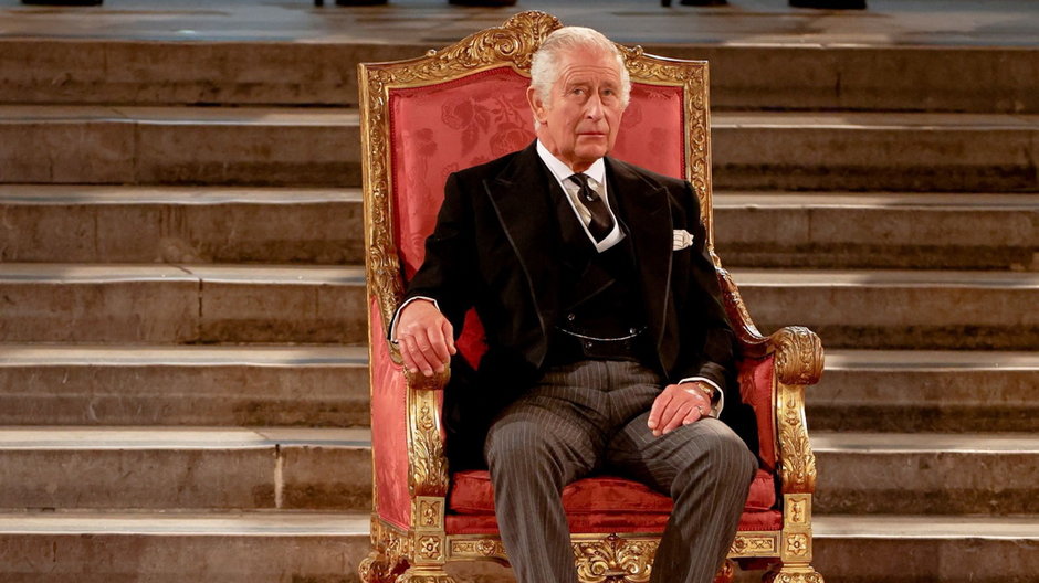 Karol III podczas wizyty w parlamencie po śmierci Elżbiety II, Londyn, 12 września 2022 r.