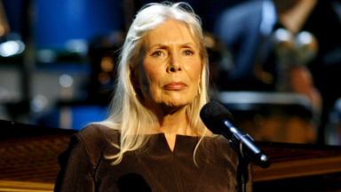 Joni Mitchell w szpitalu. Artystka przebywa na oddziale intensywnej terapii