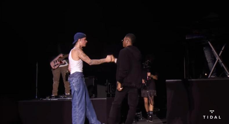 Wizkid was a guest performer of Justin Bieber at the Made in America music festival (Twitter/Tidal)