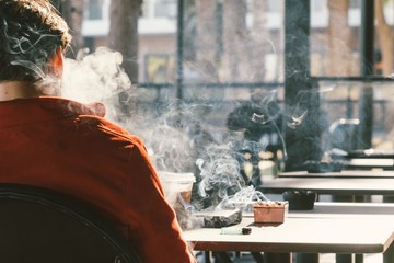 Ezért fenyegeti nagyobb eséllyel a demencia a dohányosokat