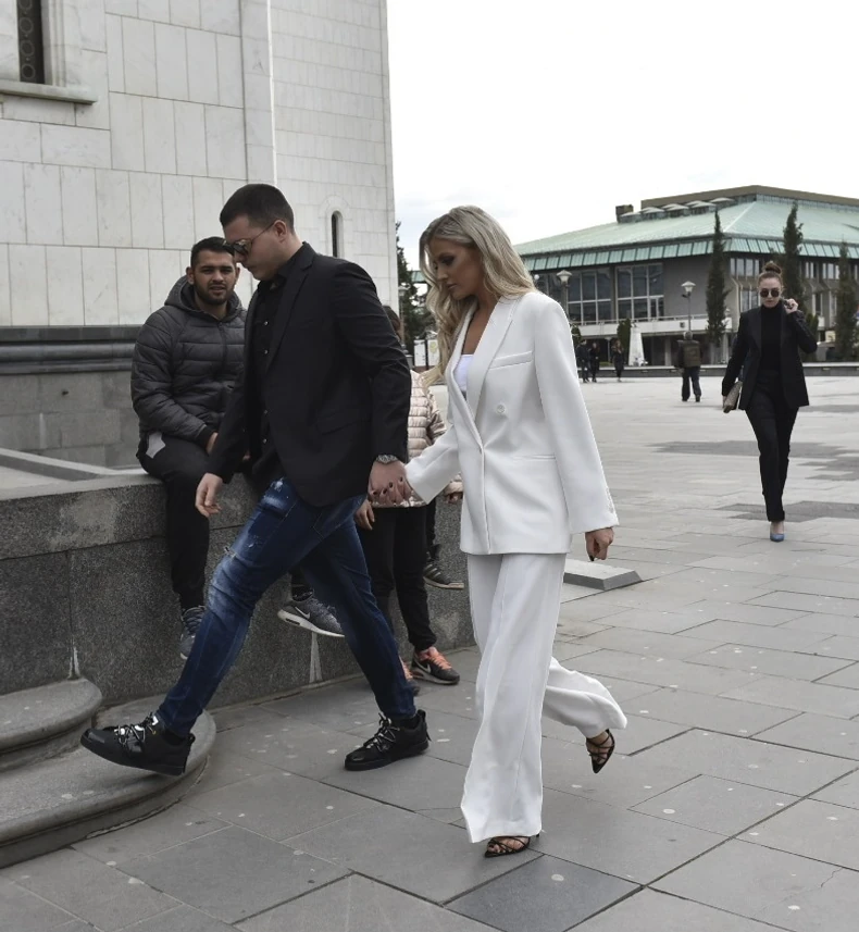 Viktor Živojinović i devojka 