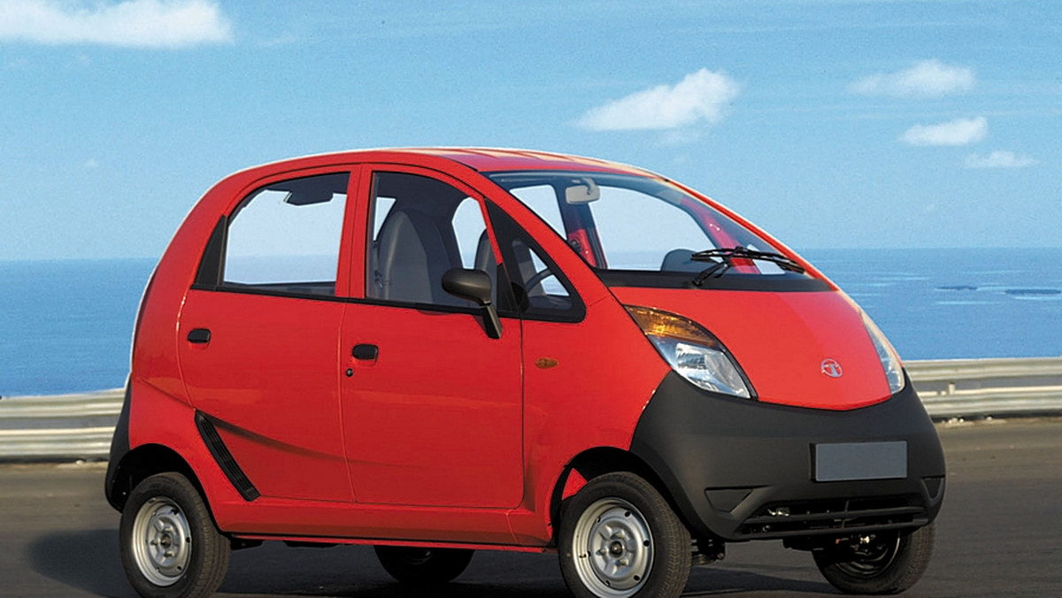 Tata Nano, znany jako najtańszy samochód świata, zbiera baty. Ale kiedy w 2009 roku z taśm produkcyjnych zjeżdżał pierwszy egzemplarz, auto wychwalano jako przykład na indyjską innowacyjność i oszczędność.