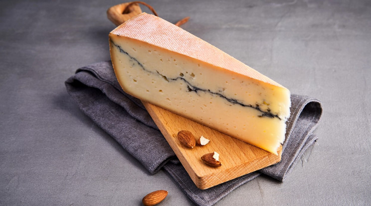 Francia sajtkülönlegességet hív vissza a METRO