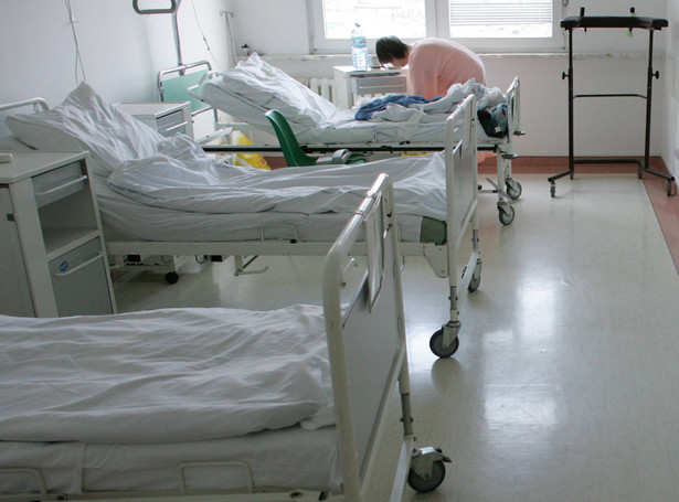 Pacjenci szpitali zabijali się z bólu
