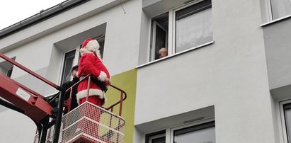 Mikołaj tym razem nie skorzystał z sań. Ale z niego spryciarz!