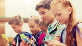 Social media dozwolone od 15. roku życia. Ten kraj podjął "przełomową decyzję. Czy tym śladem pójdą inne kraje?