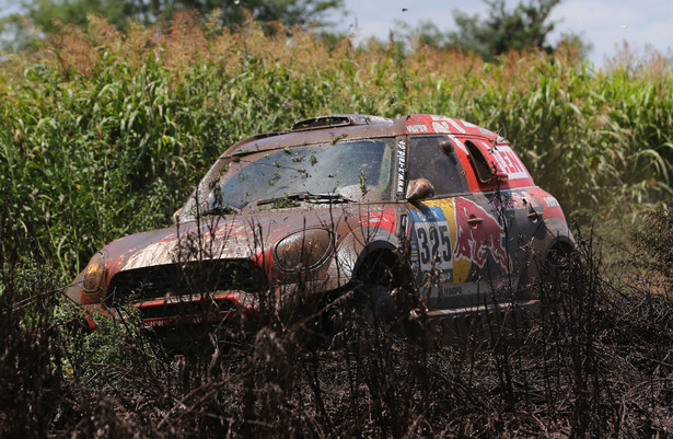 Rajd Dakar: Sonik na podium na 3. etapie. Małysz 16. na mecie