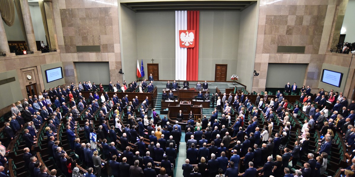 Posłom drożyzna niestraszna.