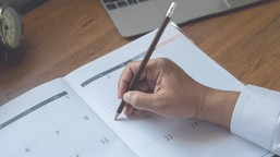 czterodniowy tydzień szkoły. zalety i wady pomysłu, który dzieli rodzi