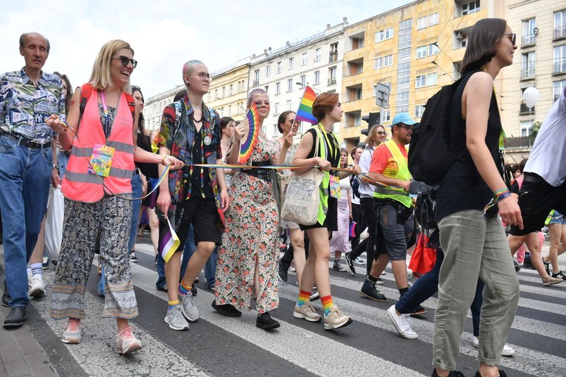 Uczestnicy XXII Parady Równości w Warszawie