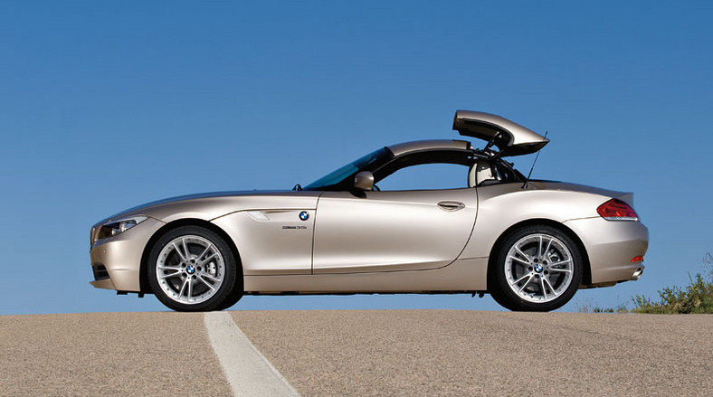 BMW: nowy Z4 Roadster wylądował w Warszawie (cena w Polsce)