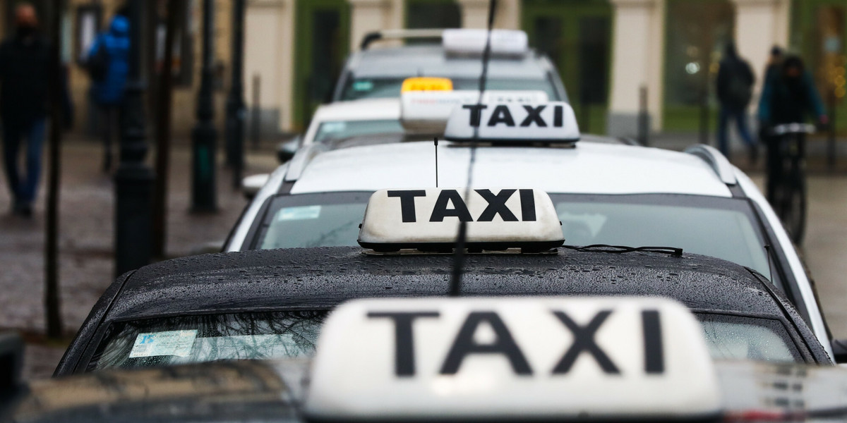 Koszty taksówkarskiego biznesu rosną, ale stawki już niekoniecznie